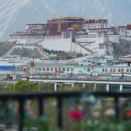 Gaisang Medog Aroma Fragrance Hotel Lhasa Esterno foto